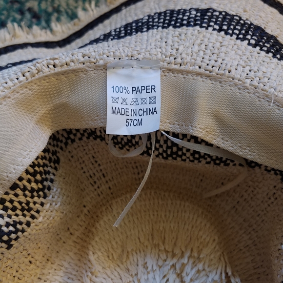 Striped large sun hat - Picture 5 of 6